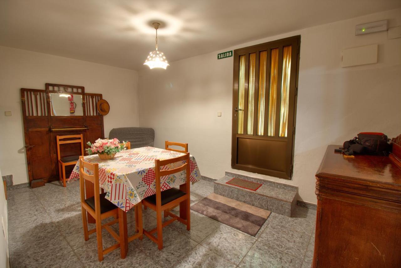 Casa Rural El Hidalgo Valdecolmenas De Arriba Bagian luar foto